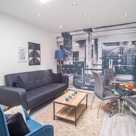 Luxe Apartments Near Albert Docks - 3 Graces - Liverpool One - Business, Contract & Corporate Ready Eksteriør bilde