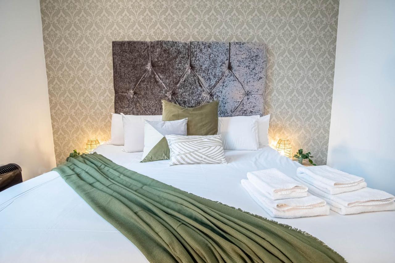 Luxe Apartments Near Albert Docks - 3 Graces - Liverpool One - Business, Contract & Corporate Ready Eksteriør bilde