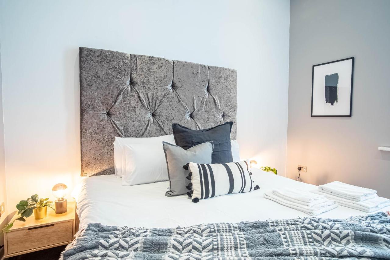 Luxe Apartments Near Albert Docks - 3 Graces - Liverpool One - Business, Contract & Corporate Ready Eksteriør bilde