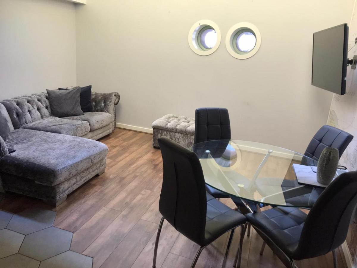 Luxe Apartments Near Albert Docks - 3 Graces - Liverpool One - Business, Contract & Corporate Ready Eksteriør bilde